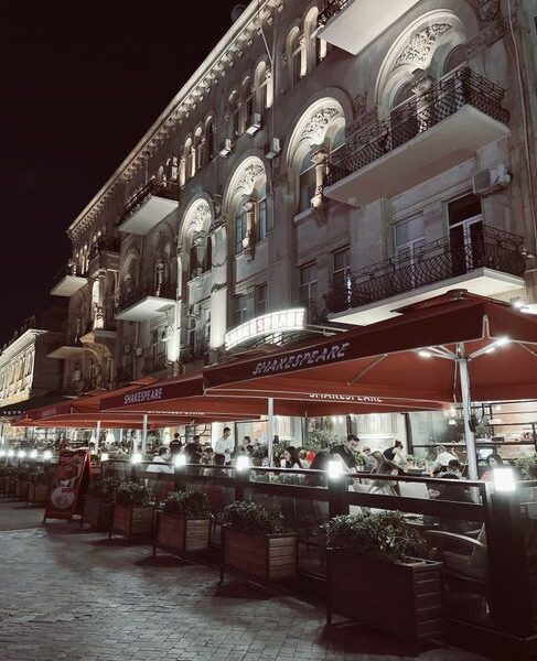5 niezwykłych restauracji z klimatem w Europie – poznaj najlepsze